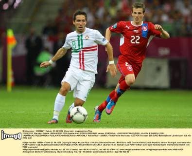 21.06.2012. Warsaw, Poland. UEFA EURO 2012 Quarterfinal. CZECH REPUBLIC versus PORTUGAL. JOAO MOUTINHO (POR), VLADIMIR DARIDA (CZE) xADAMxJASTRZEBOWSKIx  ActionPlus11293631