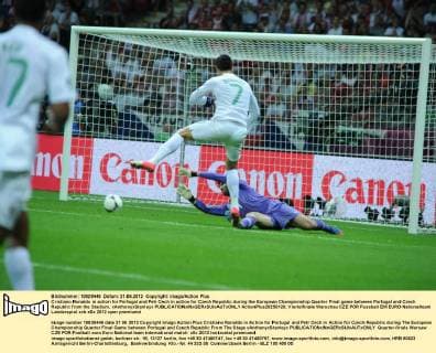 Cristiano Ronaldo in action for Portugal and Petr Cech in action for Czech Republic during the European Championship Quarter Final game between Portugal and Czech Republic from the Stadium. xAnthonyxStanleyx  ActionPlus20250120
