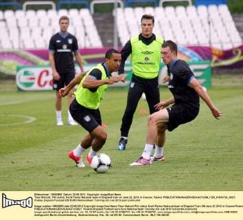 Theo Walcott, Phil Johns, Scott Parker National team of England train on June 22, 2012 in Cracow, Poland.  EN_01034724_0021
