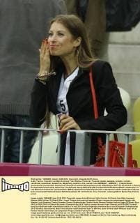 Cathy Fischer, Freundin von Mats Hummels Frau, Ehefrau, Partnerin, Freundin, Gattin, Geliebte, verlobte, verliebt, verheiratet, zusammen, Spielerfrau, Begleitung, weiblich, wife, woman, love GERMANY - GREECE ( : ), Deutschland - Griechenland Viertelfinale, Quarterfinal, Deutsche Fussball Nationalmannschaft, DFB EM Euro 2012 am 22.06.2012 in Danzig, Europameisterschaft 2012