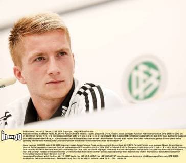 Pressekonferenz mit Marco REUS, Nr.21 DFB Portrait, Porträt Trainer, Coach, Einzelbild, Geste, Gestik, Mimik Deutsche Fussball Nationalmannschaft, DFB EM Euro 2012 am 23.06.2012 in Danzig, P O L E N, Europameisterschaft 2012 in P o l e n, U k r a i n e