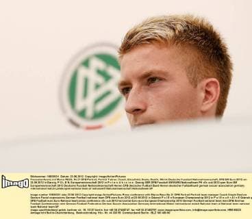 Pressekonferenz mit Marco REUS, Nr.21 DFB Portrait, Porträt Trainer, Coach, Einzelbild, Geste, Gestik, Mimik Deutsche Fussball Nationalmannschaft, DFB EM Euro 2012 am 23.06.2012 in Danzig, P O L E N, Europameisterschaft 2012 in P o l e n, U k r a i n e