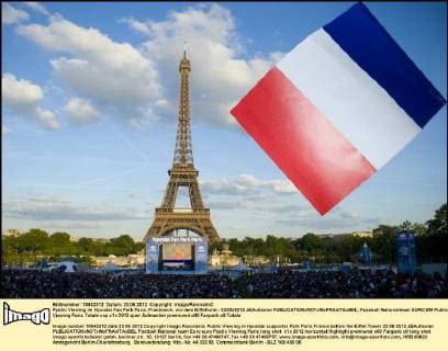 Public Viewing im Hyundai Fan Park Paris, Frankreich, vor dem Eiffelturm - 23 06 2012 JBAutissier 