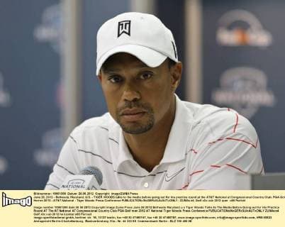 June 26, 2012 - Bethesda, Maryland, U.S. - TIGER WOODS talks to the media before going out for his practice round at the AT&T National at Congressional Country Club. PGA Golf Herren 2012 - AT&T National - Tiger Woods Press Conference - ZUMAcn4