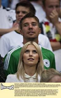Warschau, 28.06.2012 Lena Gercke, Freundin von Sami Khedira (Deutschland)