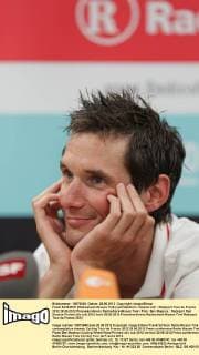 Frank SCHLECK (Radioshack Nissan Trek) nachdenklich, träumerisch Radsport Tour de France 2012 28.06.2012 Pressekonferenz Radioshack-Nissan Trek Foto: Ben Majerus