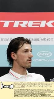 Tour de France 2012 - Pressekonferenz in Francorchamps mit dem Team Radioshack-Nissan-Trek - Fabian Cancellara im Interview mit den Medien - Mimik - Gestik- Profil - hoch - Event: Tour de France - Frankreich Rundfahrt - Tour of France 2012 - Location: Franchorchamps - Belgien - Europa - Datum: 28.06.2012 - Contact