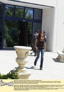 Madrid 29.06.2012. Sara Carbonero (Freundin von Iker Casillas) ist nach dem Tod ihres Großvaters nach Madrid gereist. TREJUS 