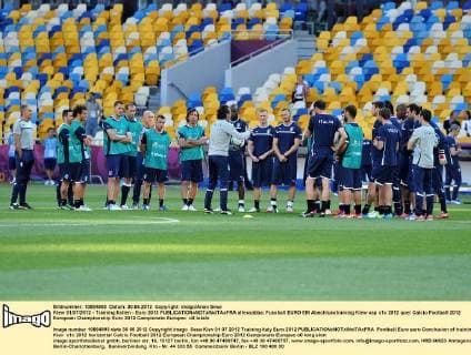 Kiew 01 07 2012 - Training Italien - Euro 2012 allexsabba