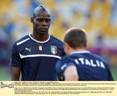 FUSSBALL - EURO 2012, Training KIEW, 30.JUN.12 - FUSSBALL - UEFA Europameisterschaft 2012, Finale, Italien, Vorberichte, Abschlusstraining ITA. Bild zeigt Mario Balotelli (ITA). 
