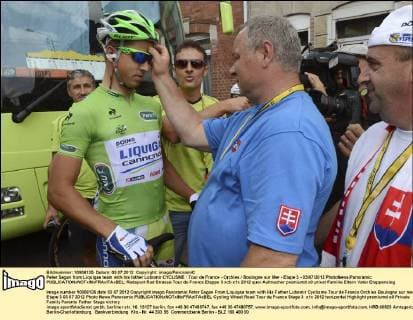 Peter Sagan from Liquigas team with his father Lubomir CYCLISME : Tour de France - Orchies Boulogne sur Mer - Etape 3 - 03 07 2012 PhotoNews Panoramic 