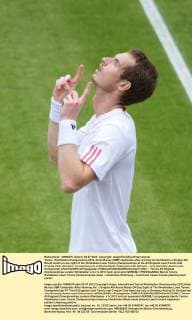 Tennis: Wimbledon Championship 2012, Andy Murray (GBR) celebrates after winning his Gentlemem s Singles 4th Round match on day eight of the Wimbledon Lawn Tennis Championships at the All England Lawn Tennis and Croquet Club. (Hinweis: Verwendung nur in Deutschland, Österreich oder Schweiz - only Germany, Austria and Switzerland) xHOCHxZWEIx xPropagandax 