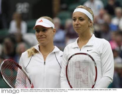 Wimbledon Day08 03.07.2012 Angelique Kerber, Sabine Lisicki GER.