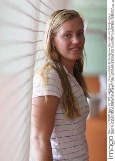 Tennis, Archivbilder Shooting Angelique Kerber in der Angie-Tennis-Akademie im polnischen Puszczykowo 2010 Angelique Kerber (GER) im Centrum Tenisowe Angi Akademia Tenisa, ein Tenniszentrum in Puszczykowo (Unterberg), speziell für sie gebaut  20100721AWJ_155