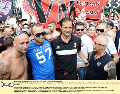 Carnago 09 07 2012 - Training AC Milan: Massimiliano Allegri mit Fans 