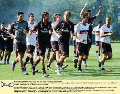 Carnago 09 07 2012 - Training AC Milan: Massimo Ambrosini (Mitte), Mathieu Flamini (re.) Luca Antonini (2.v.li.) 