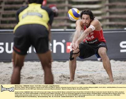 Germany, Berlin, Beachvolleyball, Smart Grand Slam 2012 Berlin, Beach Volleyball Swatch World Tour 2012, Jonathan Matysik (GER), 13.07.2012, xHOCHxZWEIx xThomasxVictorx