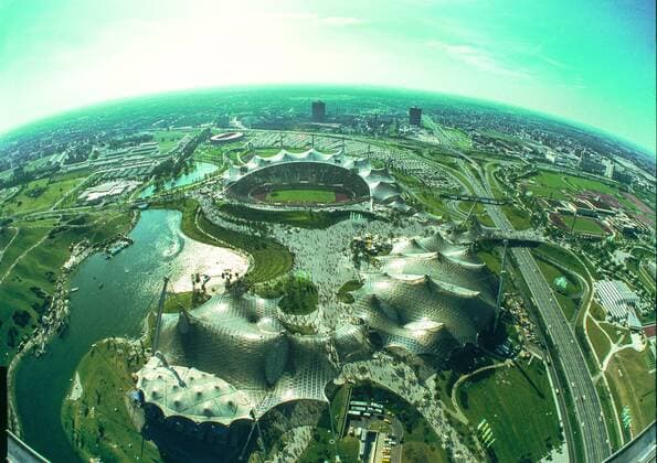 Olympiapark mit dem Olympiastadion