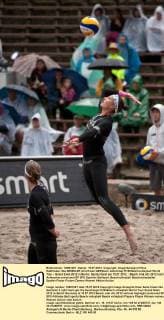 Halbfinale: Ilka SEMMLER (2 re Team GER)beim Aufschlag FIVB Beachvolleyball World Tour - Grand Slam 2012 in Berlin, Deutschland am 15.07.2012,