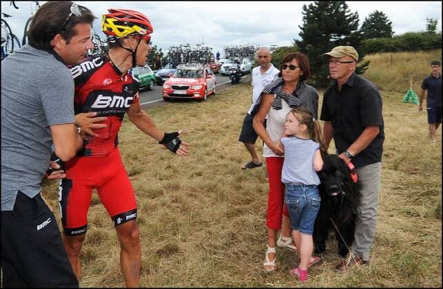 Philippe Gilbert (BEL BMC Racing) echauffiert sich nach seinem Sturz, der von einem Hund ausgelöst worden war CYCLISME: Tour de France 2012 - Etappe 18: Blagnac to Brive la Gaillarde - 20 07 2012 xPHOTONEWSx 