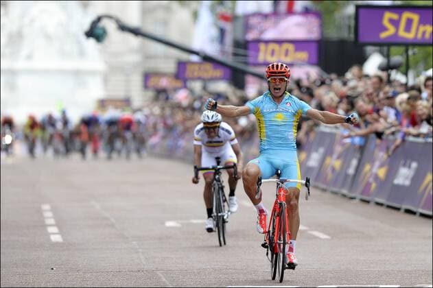 Alexander Winokurow ( KAZ ) - Olympiasieger 2012 vor Rigoberto Uran (COL) Radsport, Straßenrennen - London 2012 - 28 07 2012 xPhotoxNewsx 