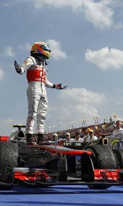 Motorsports: FIA Formula One World Championship 2012, Grand Prix of Hungary, 4 Lewis Hamilton (GBR, Vodafone McLaren Mercedes), xHOCHxZWEIx