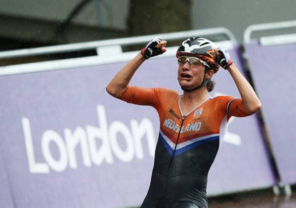 London,Grossbritannien, IOC, XXX Olympische Spiele London 2012, XXX Olympic sommer games London 2012 London, Olympics 2012, Olympia 2012, London Strassenrennen Frauen, Cycling Road, Women s Road Race, Marianne vos, niederlande, jubel
