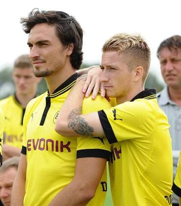Mats Hummels ( Dortmund ), links - Marco Reus ( Dortmund ), rechts