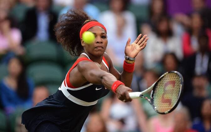 LONDON, Aug. 1, 2012 - Serena Williams of the United States returns a shot during the 3rd round match of women s singles tennis event at London 2012 Olympic Games, London, Britain, Aug. 1, 2012. 