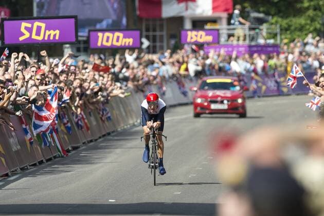 PARIS 2024, OLYMPIC LEGENDS: Bradley Wiggins 01.08.2012. Richmond, England. Britains Bradley Wiggins finishes with the fastest time securing the Gold Medal in the Mens Cycling Individual Time Trial on Day 5 of the London 2012 Olympic Games at Hampton Court Palace. xRoganxThomsonx  ActionPlus11310155