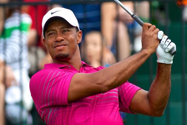 Aug. 4, 2012 - Akron, Ohio, U.S - Tiger Woods tees off at the first hole during the third round of the WGC Bridgestone Invitational at Firestone Country Club, Akron, Oh. PGA Golf Herren 2012 - Aug 4 - Bridgestone Invitational - ZUMAs30