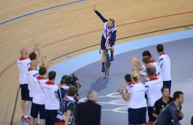 LONDON, Aug. 7, 2012 - Chris Hoy of Britain celebrates after winning in men s Keirin competition of cycling track event, at London 2012 Olympic Games in London, Britain, on August 7, 2012. (OLY2012)BRITAIN-LONDON-CYCLYING TRACK-MEN S KEIRIN 