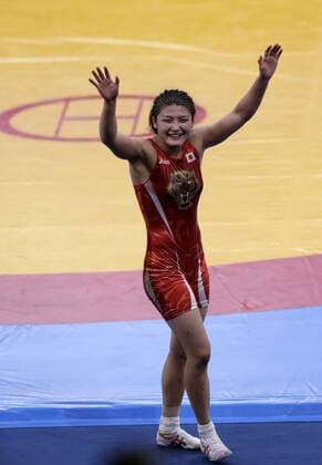 LONDON, Aug. 8, 2012 - Kaori Icho Japan celebrates after winning the gold medal match of women s 63kg Freestyle of Wrestling at London 2012 Olympic Games, London, Britain, Aug. 8, 2012. Kaori Icho won the event. (OLY2012)BRITAIN-LONDON-WRESTLING-WOMEN-63KG 