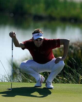 Ian Poulter of England lines up a putt on hole 11 during the first round of the PGA Golf Herren Championship on August 9, 2012 at the Ocean Course in Kiawah Island, South, Carolina.  SCP20120809118