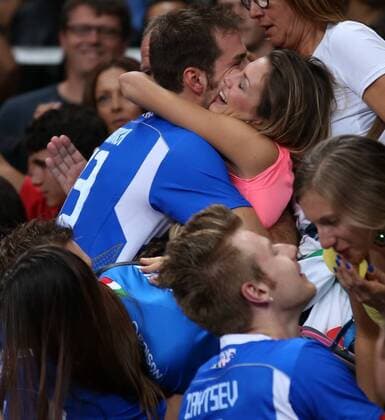 LONDON, Aug. 12, 2012 - Italian players celebrate after defeating Bulgaria in men s volleyball bronze-medal match, at London 2012 Olympic Games in London, Britain, on August 12, 2012. Italy won 3-1. (Xinhua Wang Lili) (nxl) (OLY2012)BRITAIN-LONDON-VOLLEYBALL-MEN 