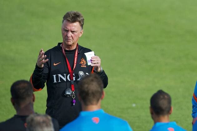 (L-R) coach Louis van Gaal of Holland - Training Netherlands Nationalteam 2012 2013 xVIxWillemxJanxDijkdrentxIVx 1096279