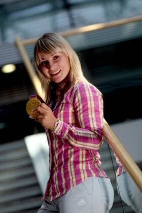Erfurt , 130812 , Empfang der Radsprinter Radsportler des Stadtwerke Sprintteam im Bild: Kristina Vogel (Deutschland) , Goldmedaille Teamsprint
