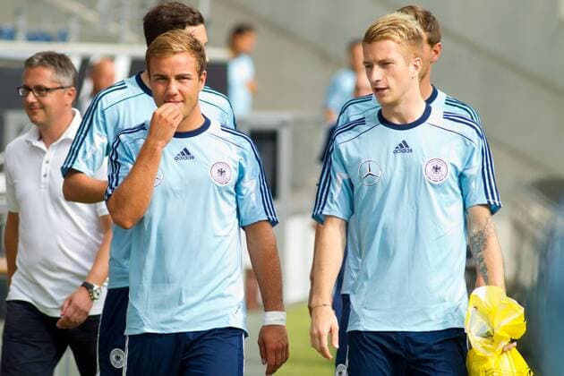 Mario Götze (li.) und Marco Reus (Deutschland) - Training DFB Nationalmannschaft in der Commerzbank Arena in Frankfurt am Main - 14.08.2012,Deutschland,Fußball,Mann,Männer