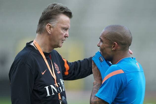 (L-R) coach Louis van Gaal of Holland,Nigel de Jong of Holland Netherlands Training session 2012 2013 xVIxMAURICExVANxSTEENxIVx 1097955