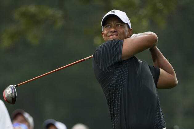 23 August 2012: Tiger Woods (USA) tee s off at the 10th hole during The Barclays Championship for The FedEx Cup played at Bethpage Black in Farmingdale, NewYork. GOLF: AUG 23 PGA Golf Herren - The Barclays - First Round Icon20120823006 EDITORIAL USE ONLY