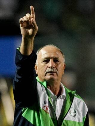 Coach Luiz Felipe Scolari (Felipao) da S.E. Palmeiras , Santos F.C. Campeonato Brasileiro Serie A S.E. Palmeiras Sao Paulo - Santos FC . x(5)xCesarxGrecox xFotoarenax  (11298)