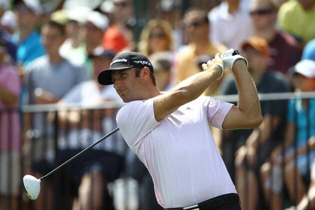 Aug. 26, 2012 - Bethpage, New York, U.S - Aug. 26, 2012 - Bethpage, New York, U.S - PGA Golf Herren pro Dustin Johnson hits his opening tee shot on the 1st hole during the final round the Barclays Tournament at Bethpage State Park. Golf 2012 - The Barclays Final Round - ZUMAc11