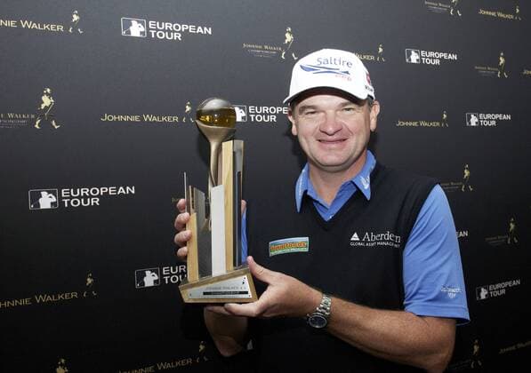 26.08.2012 Gleneagles, Scotland. Paul Lawrie Johnnie Walker Champion with his trophy on the final day of the Johnnie Walker Championship from Gleneagles PGA Golf Herren Centenary Golf Course. xMarkxDavisonx  ActionPlus11321017