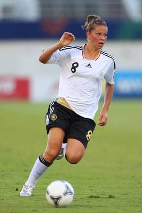 Melanie Leupolz (GER), AUGUST 31, 2012 - Football Soccer : FIFA U-20 Women s World Cup Japan 2012, Quarter-final match between Germany 4-0 Norway at Komaba Stadium, Saitama, Japan.  (jyfa078101)