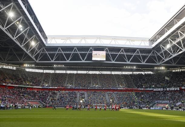 Ein Teil der Sitzplätze blieben aufgrund der Sanktionen des DFB bei dem sogenannten Geisterspiel in der Esprit-Arena unbesetzt, Feature, Randmotiv, allgemein, Fussball 1. Bundesliga, 2. Spieltag, Fortuna Düsseldorf (D) am 01.09.2012 in Düsseldorf Deutschland.