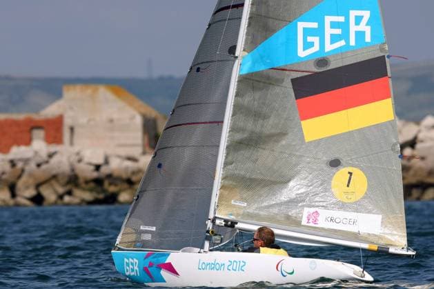 PARALYMPICS - Paralympische Spiele 2012 WEYMOUTH,ENGLAND,03.SEP.12 - DIVERS, OLYMPIA, PARALYMPICS, BEHINDERTENSPORT, SEGELN - Paralympische Sommerspiele in London 2012, Portland Harbour, Einer Kielboot, 2.4mR. Bild zeigt Heiko Kroger (GER). 