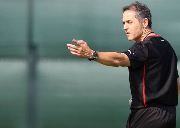 FUSSBALL - FIFA WM Quali, Training WIEN,AUSTRIA,05.SEP.12 - FUSSBALL - FIFA Weltmeisterschaft Qualifikation, ÖFB, Österreich, Training Nationalmannschaft AUT. Bild zeigt Teamchef Marcel Koller (AUT). 