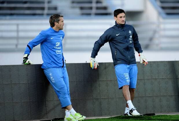 Mickael LANDREAU - Hugo LLORIS - entrainement au Stade Olympique d Helsinki FOOTBALL : Equipe de France - 06 09 2012 AnthonyBIBARDFEP 