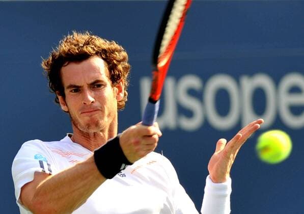 Andy Murray of Britain returns a shot during the men s singles semifinals at the U.S. Open tennis tournament in New York, the United States, Sept. 8, 2012. Murray won 3-1 to enter the final. (Xinhua Wang Lei) (lm) US-NEW YORK-TENNIS-US OPEN-MEN S SINGLES-SEMIFINALS 