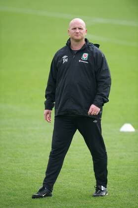 Football - soccer: Brazil 2014 World Cup, Qualifying Group A, Wales - Belgium, Wales assistant coach John Hartson during a training session at the Vale of Glamorgan ahead of the 2014 World Cup Brazil Qualifying Group A match against Belgium. (Hinweis: Verwendung nur in Deutschland, Österreich oder Schweiz - only Germany, Austria and Switzerland) xHOCHxZWEIx xPropagandax 